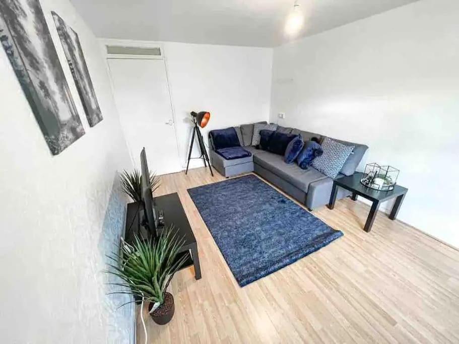 Spacious Two Bedroom Flat London Luaran gambar